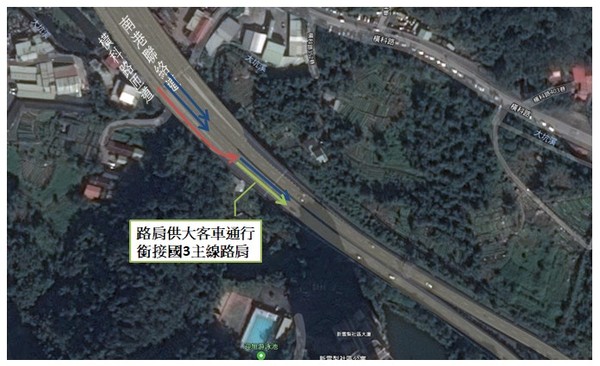 ▲▼國3南港南下入口「車道縮減」，5/30起開放路肩讓大客車走。（圖／高公局提供）