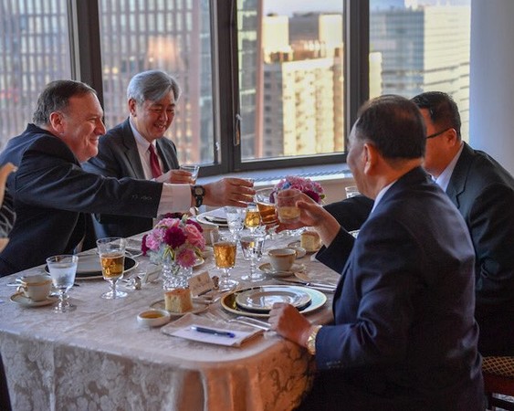 ▲▼金英哲與美國務卿蓬佩奧會面共進晚餐。（圖／翻攝自蓬佩奧推特）