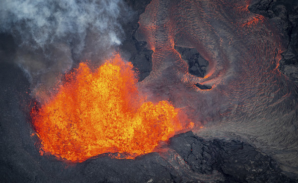 ▲▼ 夏威夷大島基拉韋厄火山（Kilauea volcano）噴發，災情嚴重。（圖／達志影像／美聯社）