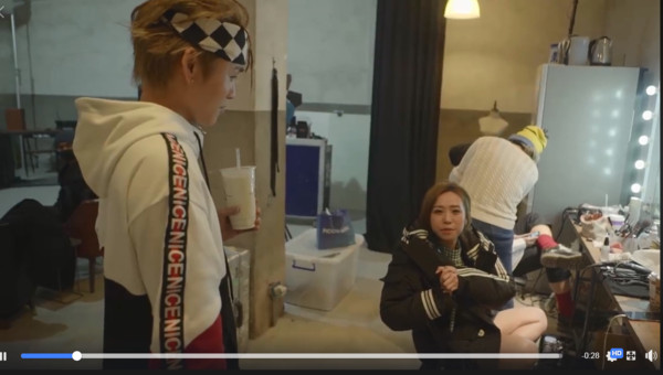 ▲茵聲和展榮解釋最近比較忙，才沒拍新片。（圖／翻攝自這群人臉書）