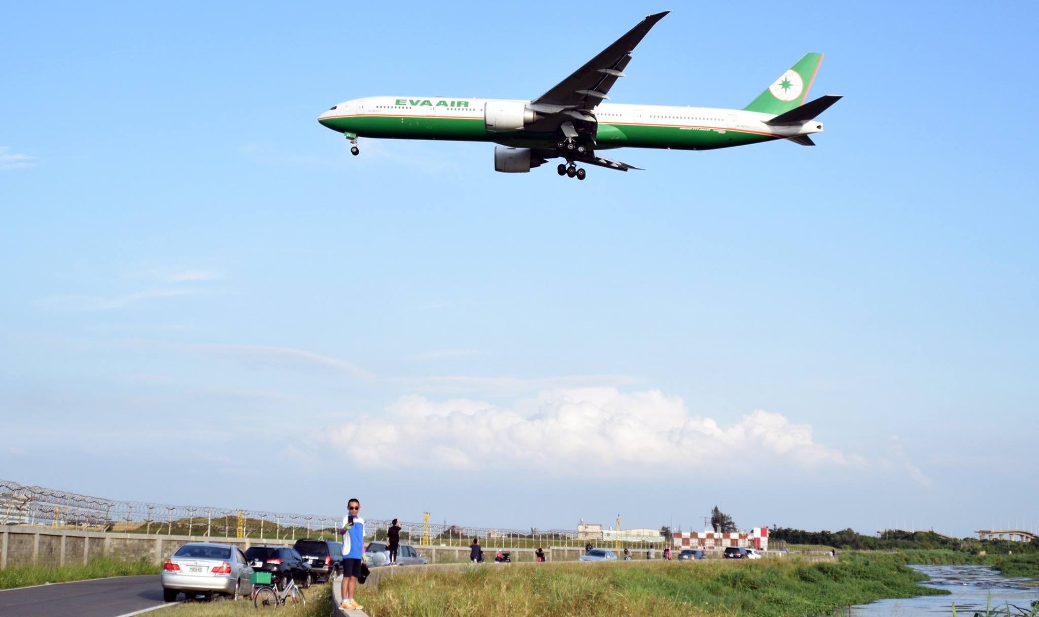 航空迷才知 桃園機場旁 神秘景點 捕捉飛機震撼起降 Ettoday旅遊雲 Ettoday新聞雲