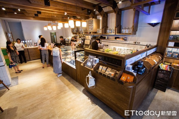 ▲路易莎咖啡近年轉型為複合型門市。（圖／《ETtoday新聞雲》資料照）