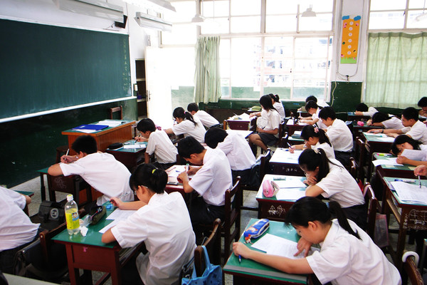 ▲▼台灣與西方教育體制不同。（圖／翻攝自維基百科）