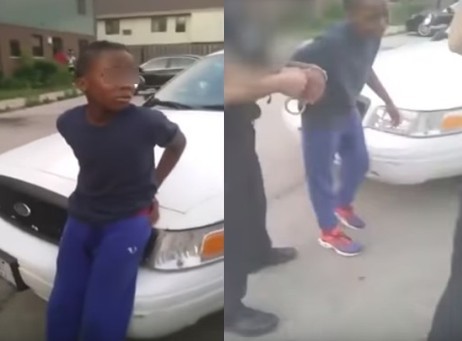 ▲▼警方對10歲黑人男童上手銬。（圖／翻攝自YouTube）
