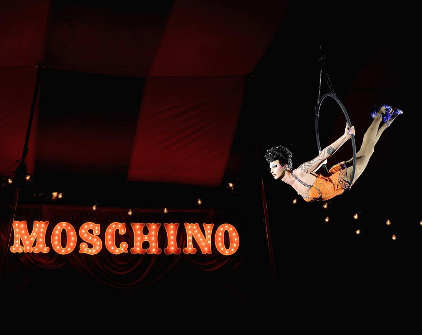 ▲MOSCHINO 2019早春秀。（圖／翻攝MOSCHINO IG）