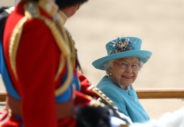 ▲▼英國王室成員出席女王的官方生日典禮。（圖／路透社）