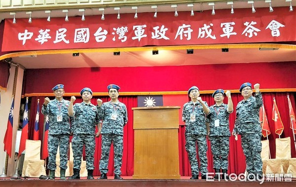 ▲《中華民國台灣軍政府》於三軍軍官俱樂部勝利廳舉行成軍茶會。（圖／記者林健華攝）