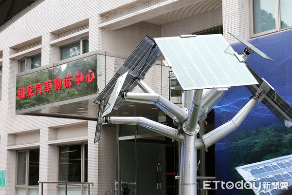 ▲和泰打造「萬坪太陽能」電廠！楊梅物流中心年發電320萬度。（圖／記者張慶輝攝）