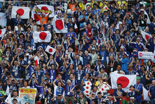 ▲▼世足賽／日本對上哥倫比亞，球迷熱情歡呼。（圖／路透社）