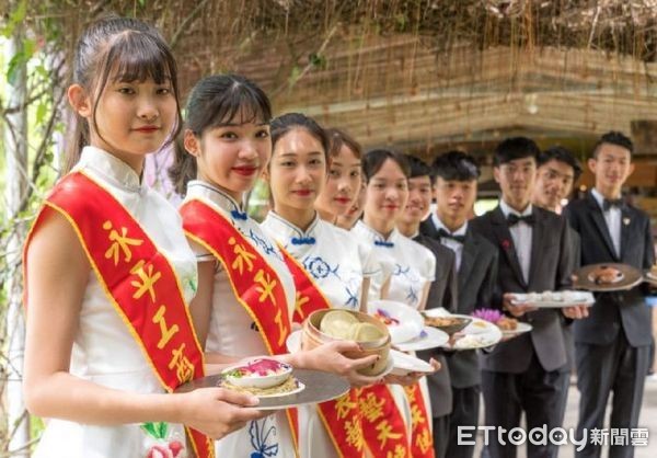 ▲ 由永平工商開發43道蓮花特色餐，供所有蓮園參考選用。（圖／桃園市政府提供）