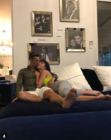 C羅（Cristiano Ronaldo）和Georgina Rodriguez。（圖／翻攝自Cristiano Ronaldo IG）