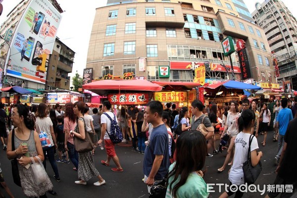 ▲▼台中水利大樓，一中街夜市。（圖／資料照／台中市政府）