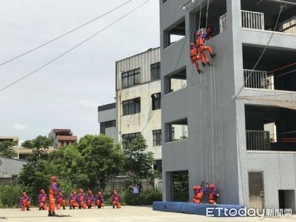 ▲桃園市政府消防局舉辦救助訓練結訓演練。（圖／消防局提供）