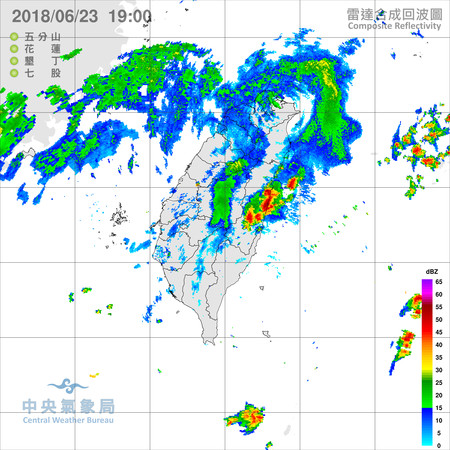 ▲▼豪雨轟3縣市！「大雷雨夜襲」破百毫米　24日全台有雨。（圖／中央氣象局）