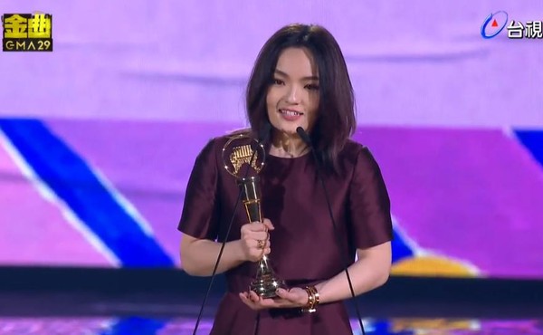 2018第29屆金曲獎頒獎典禮最佳國語女歌手徐佳瑩。（圖／翻攝自台視） 