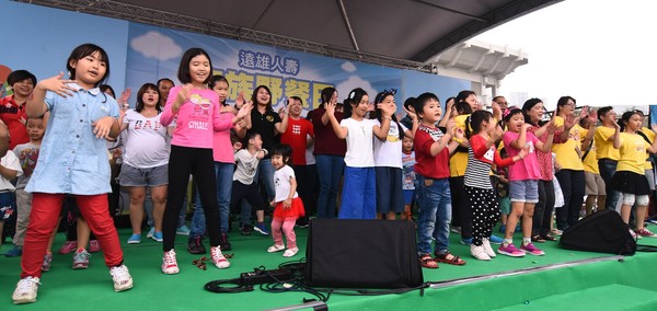 ▲▼遠雄人壽在2017年這一年舉辦了三場家族野餐日活動，邀請許多保戶參加。（圖／遠雄人壽提供）