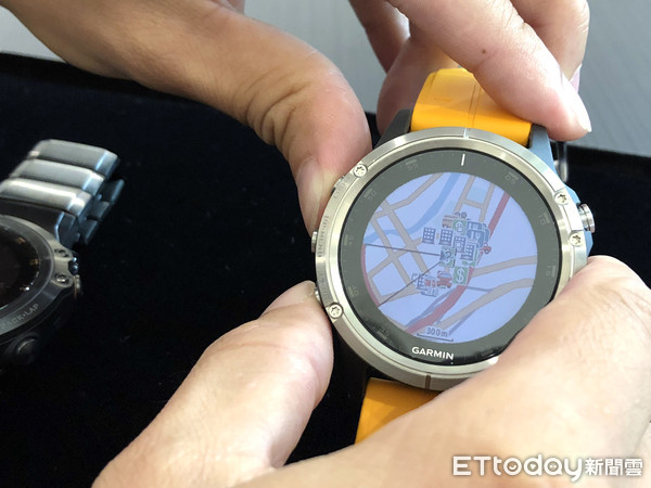 ▲GARMINfenix 5 Plus高質感智慧錶登台！一般使用18天免充電  。（圖／記者洪聖壹攝）