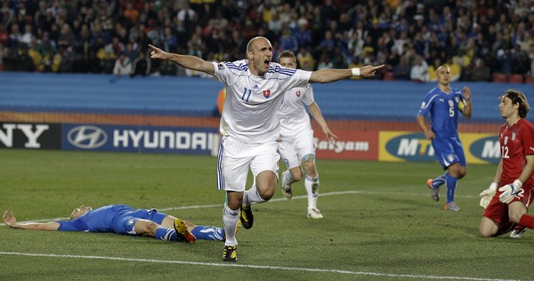 ▲▼2010年斯洛伐克小組賽擊敗義大利晉級16強。（圖／達志影像／美聯社）