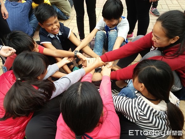 暑假即將來臨！台東縣救國團特別為青少年朋友規劃多項親子活動、周末假日旅遊及寓教於樂、多元豐富有趣好玩的營隊。（圖／台東救國團提供）