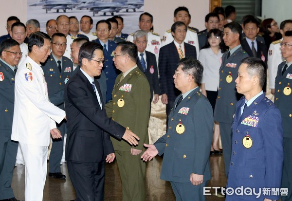 ▲陸海空軍將官晉任布達授階典禮,蔡英文,嚴德發,李兆明▼。（圖／記者屠惠剛攝）