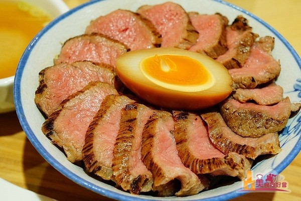 ▲高雄日式料理 赤燒丼飯。（圖／影子提供）