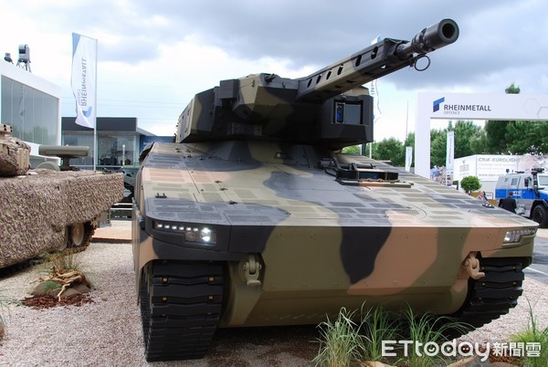 ▲▼在上一屆（2016年）的歐洲防務展中，德國萊茵金屬公司即首度公開推出了KF-31型（3+6人版）的山貓步兵戰車。（圖／軍武作家黃竣民攝）