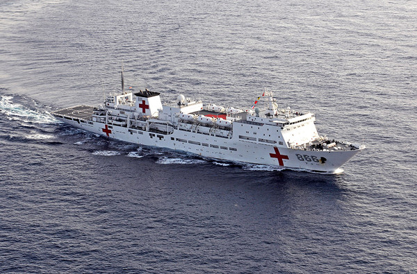 ▲中國海軍「和平方舟」醫院船備有8間手術室         。（圖／翻攝自環球網）