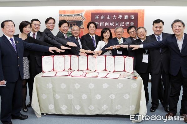 ▲台南市內12位大學校長所組成的「台南市大學聯盟」，積極向南向招生，目前成效卓著。（圖／記者林悅翻攝）