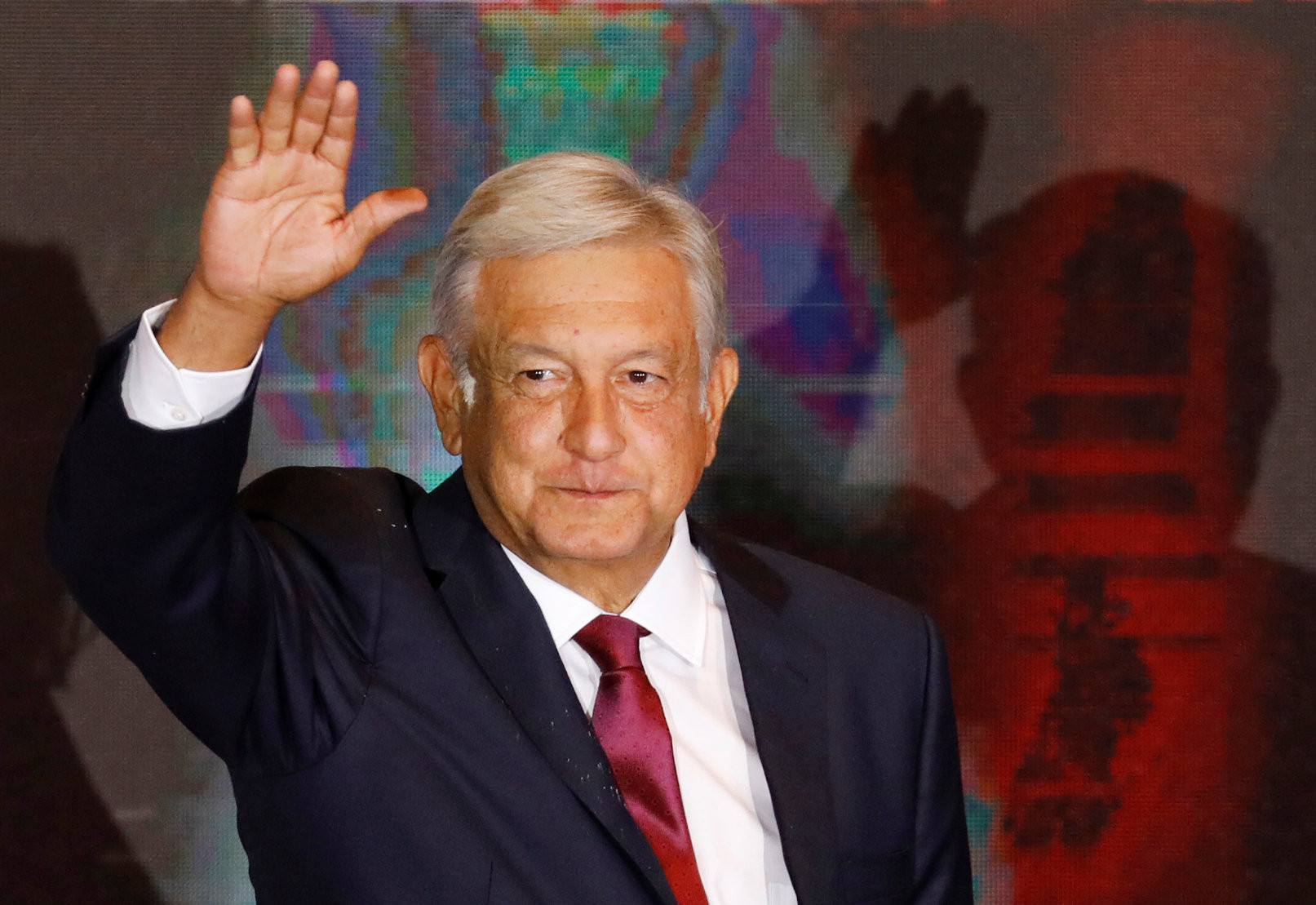 ▲▼ 墨西哥官方機構公布總統大選快速計票結果，左派反建制候選人羅培茲（Andres Manuel Lopez Obrador）獲得過半選票，有望拿下總統寶座。（圖／路透）