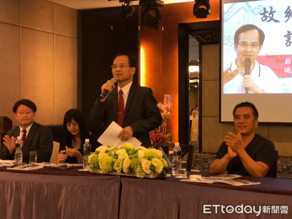 ▲蘇煥智在台南市永康區桂田酒店宣布參選下屆台南市長，打造「一個興利的政府」。（圖／記者林悅攝）