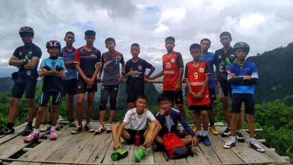 ▲▼失蹤的泰國少年足球隊。（圖／翻攝臉書）