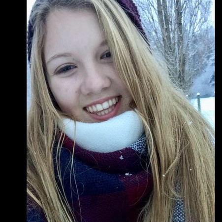 加拿大16歲少女太久沒換衛生棉條，中毒性休克亡。（圖／達志影像、翻攝自Sara Manitoski臉書）