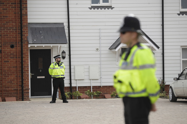 ▲威爾特郡埃姆斯伯里鎮發生有人遭下毒攻擊事件，英國警方已派員封鎖事發現場。(圖／達志影像／美聯社）