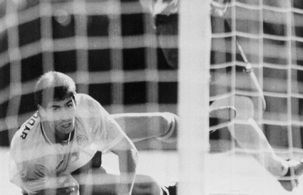 ▲1994年哥倫比亞球員埃斯科巴因對美國隊時踢進一顆烏龍球回國慘遭槍殺（圖／達志影像／美聯社）