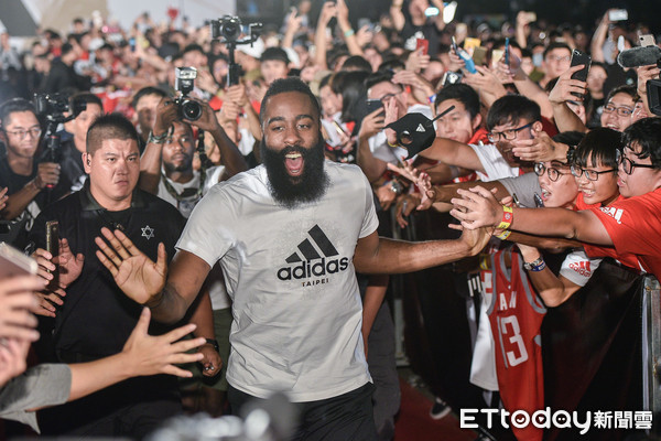 ▲▼HARDEN MVP球迷見面會及小鬼、張睿家明星籃球對抗賽。（圖／記者張一中攝）