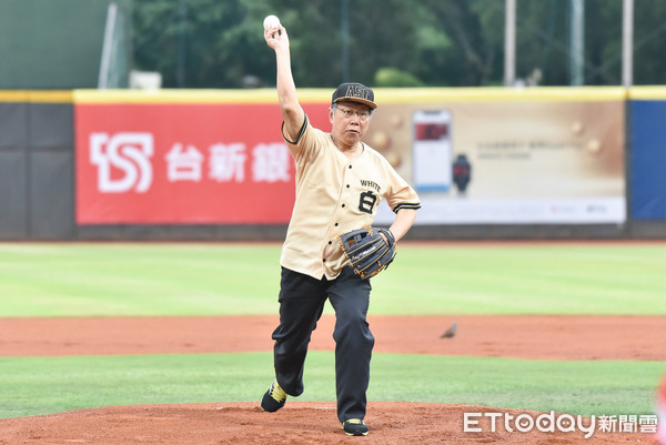 ▲▼2018中華職棒明星對抗賽。柯文哲（圖／記者李毓康攝）