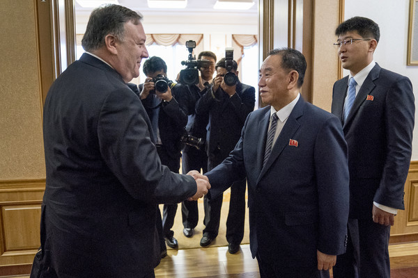 ▲▼美國務卿蓬佩奧第三度訪問北韓，與金英哲會面。（圖／達志影像／美聯社）