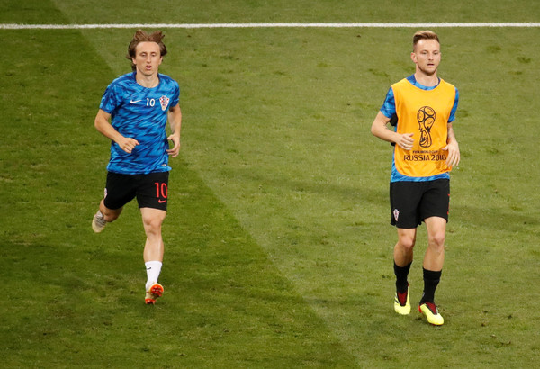 ▲克羅埃西亞莫德里奇(Luka Modric)(左)和拉基提奇(Ivan Rakitic)賽前練球。（圖／路透社）