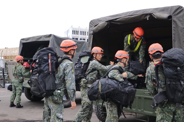 ▲▼瑪莉亞颱風逼近台灣，國軍蘭指部備2千沙包。（圖／蘭指部提供）