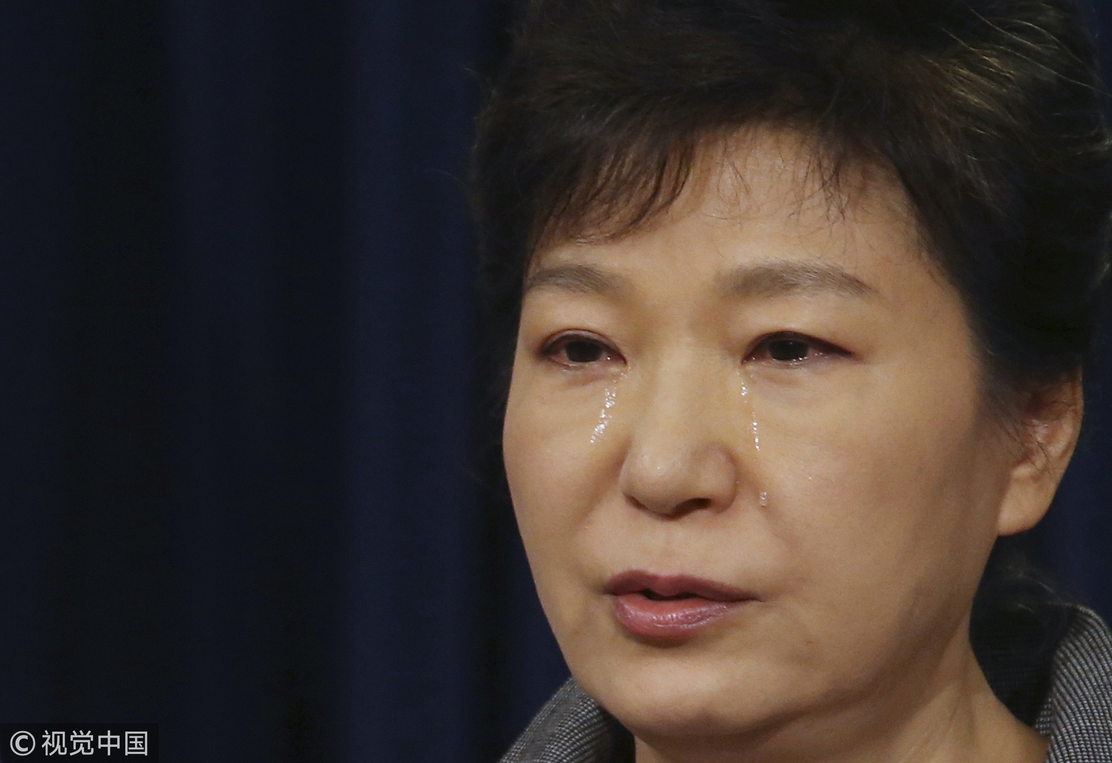 朴槿惠为啥减刑10年？法院：她没给自己谋私利，岁数也大了