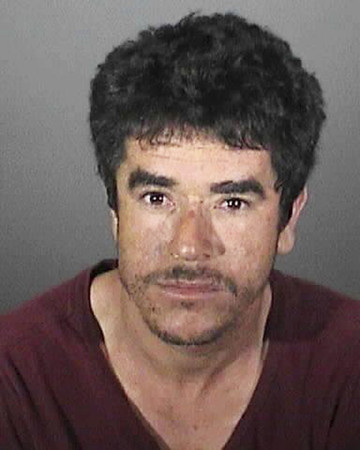▲▼美國加州32歲男Alejandro Alvarez，在孩子面前電鋸砍傷妻子。（圖／達志影像／美聯社）