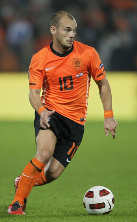 ▲▼  荷蘭足球巨星斯奈德(Wesley Sneijder)，是荷蘭在2010南非世足賽闖進總決賽的關鍵之一           。（圖／達志影像／美聯社）