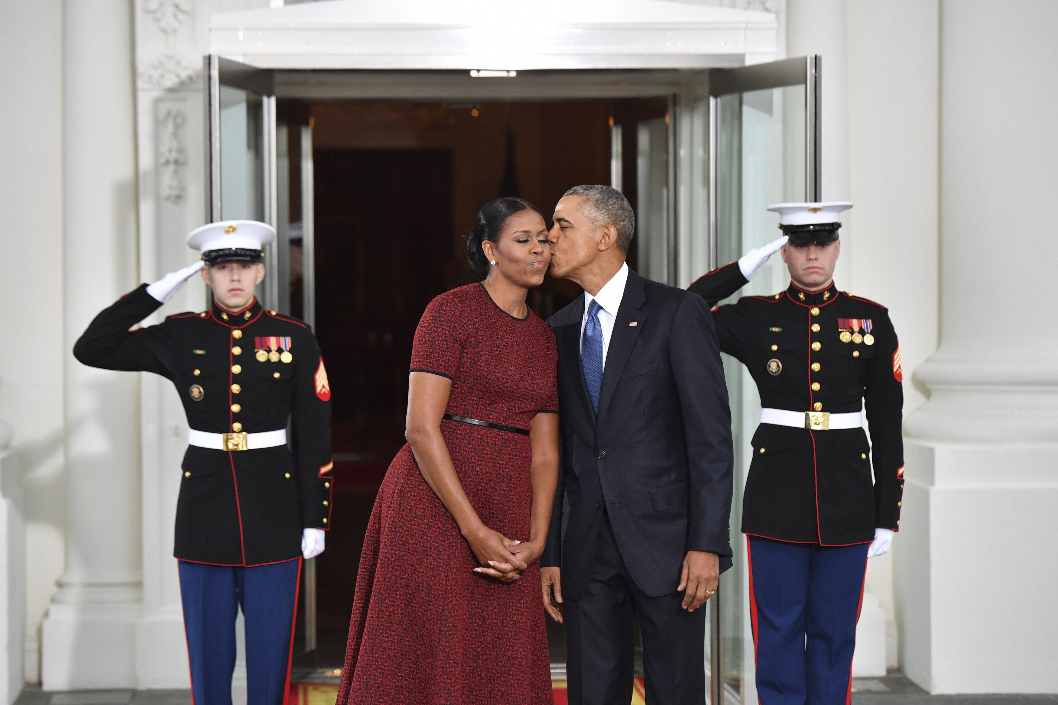 ▲▼美國前總統歐巴馬與夫人蜜雪兒。（圖／達志影像／美聯社）