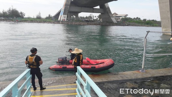 ▲▼ 男子墜大鵬灣跨海大橋亡，已被尋回遺體。（圖／記者宋德威翻攝）