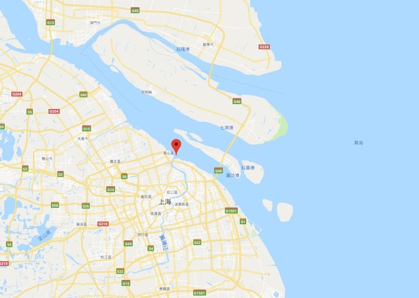 ▲▼上海吳淞口15日凌晨發生2船碰撞事件，其中一船沉沒，13名船員落水。（圖／翻攝Google Map）