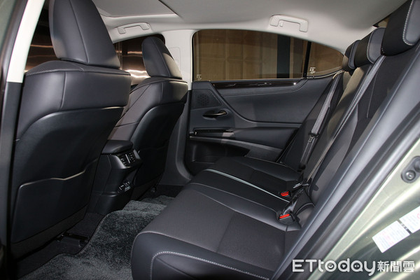 ▲下修167萬起！Lexus全新ES登台開賣　升級幅度超過30萬。（圖／記者張慶輝攝）
