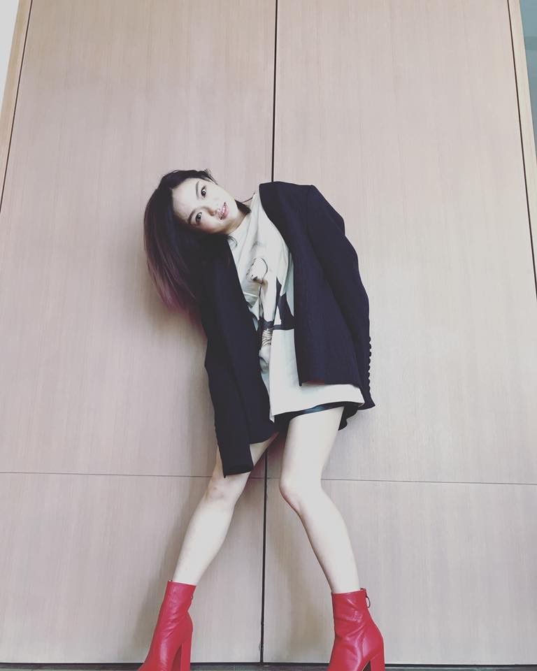▲徐佳瑩的長腿照，讓網友讚聲不斷。（圖／取自徐佳瑩臉書）
