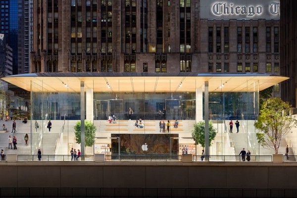 ▲▼芝加哥的Apple Store「Apple Michigan Avenue」。（圖／翻攝自Apple官網）