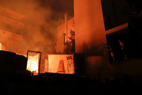 ▲▼ 希臘大火，死亡人數攀升至50人。（圖／路透）