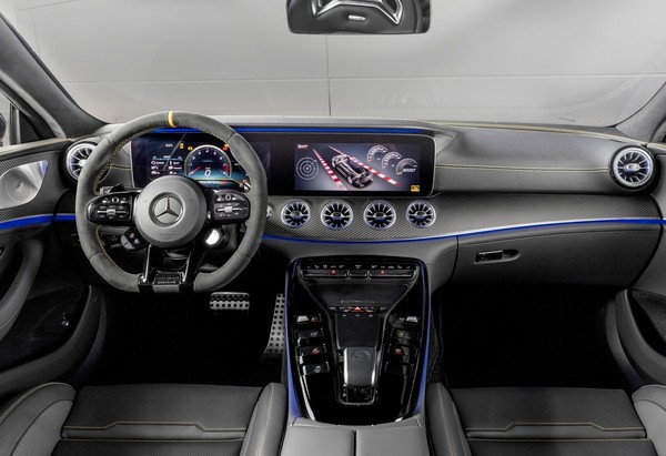 660.7萬元身價創新高　賓士AMG GT63 S特仕版超「貴氣」（圖／翻攝自賓士）